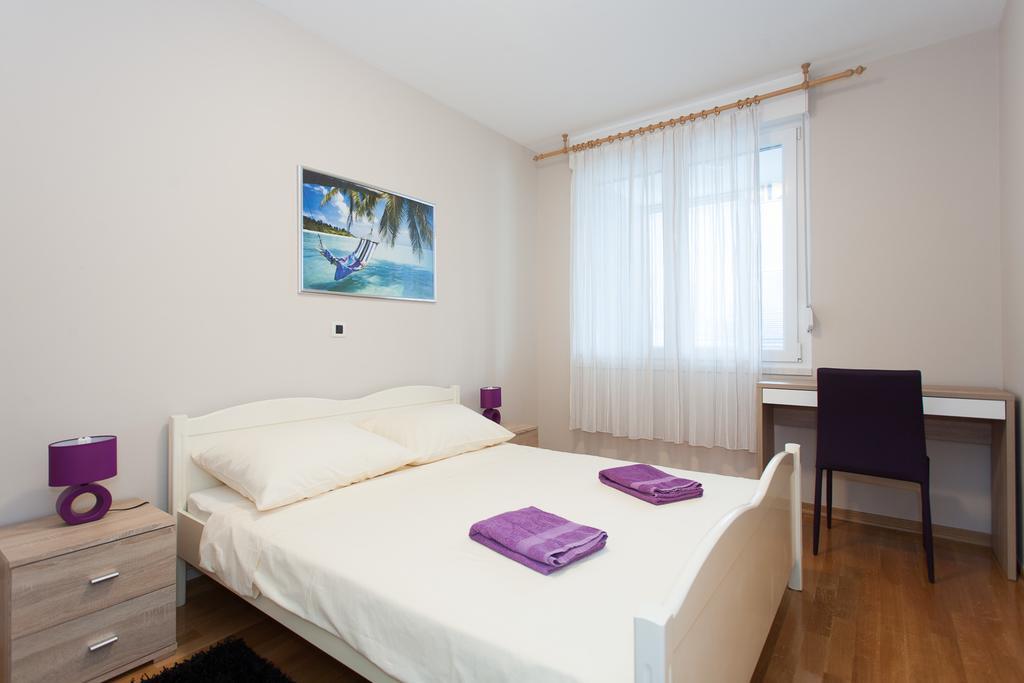 Near Beach Apartment Reno With Private Parking Split Ngoại thất bức ảnh