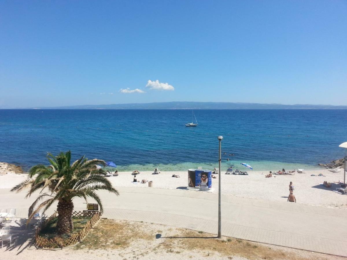 Near Beach Apartment Reno With Private Parking Split Ngoại thất bức ảnh
